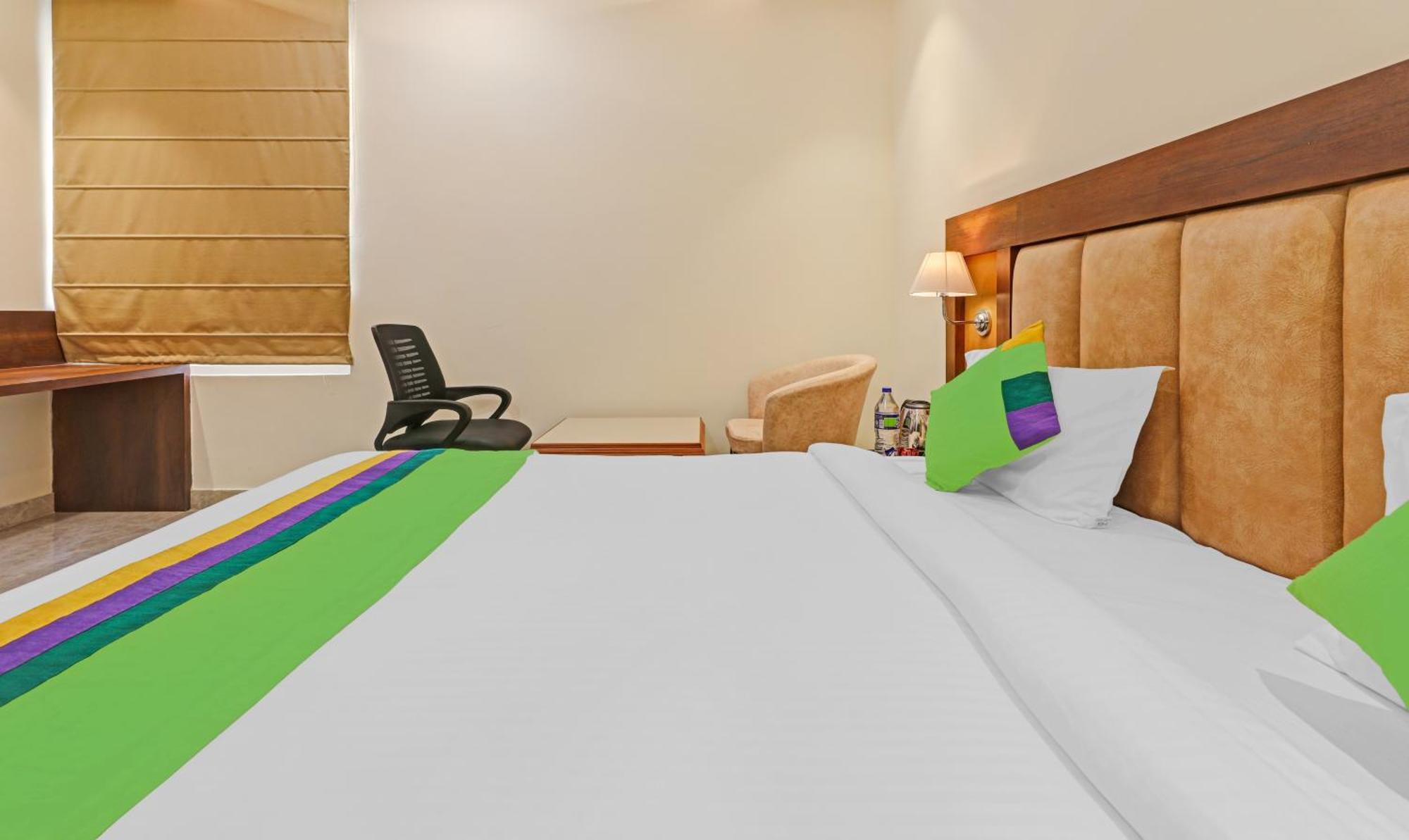 Treebo Heaven Grand Hotel 3*