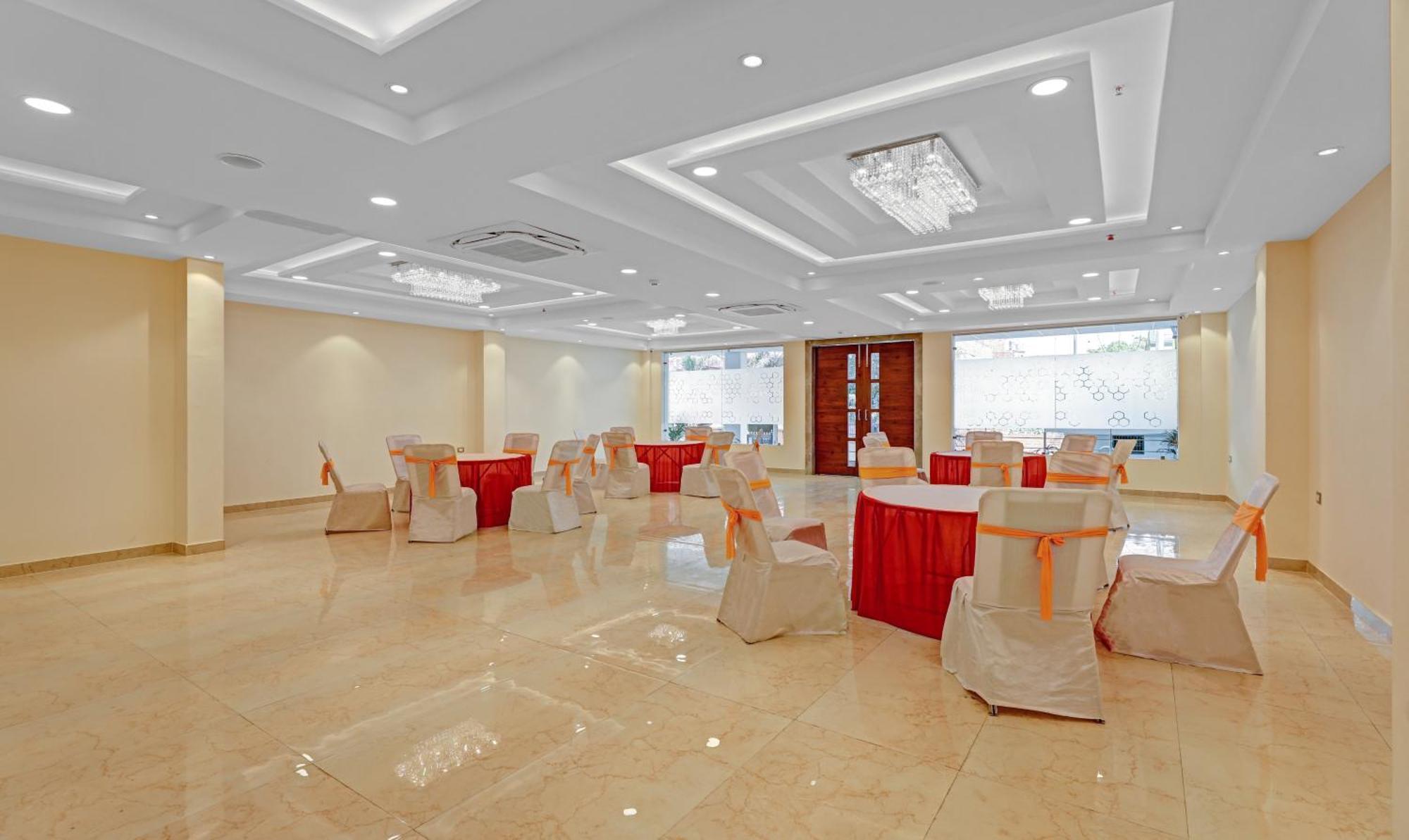 Treebo Heaven Grand 3* Lucknow